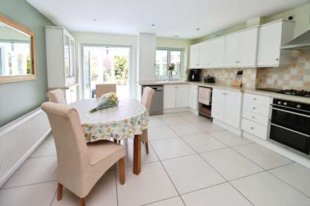 Elgar Avenue, Eastham, Image 7