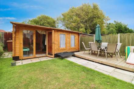 Dale Avenue, Bromborough, Image 22