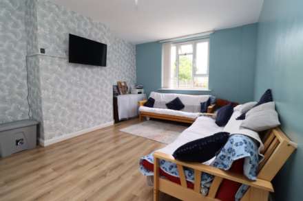 Dale Avenue, Bromborough, Image 3
