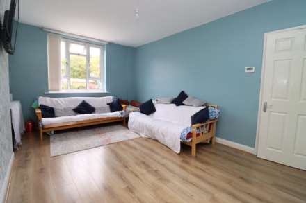 Dale Avenue, Bromborough, Image 5