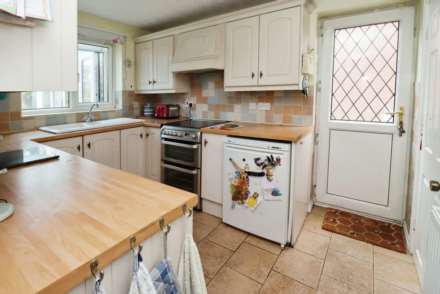 Dearnford Avenue, Bromborough, Image 10