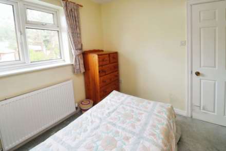 Dearnford Avenue, Bromborough, Image 18