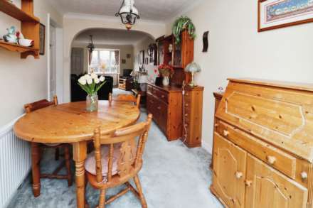 Dearnford Avenue, Bromborough, Image 8
