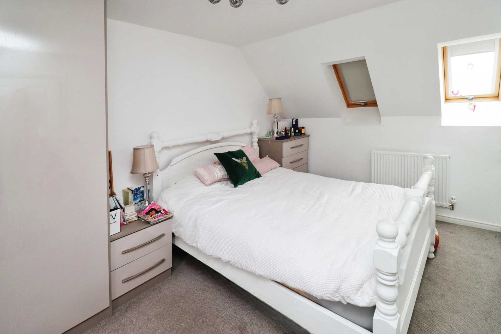 Marshall Close, Bromborough, Image 11