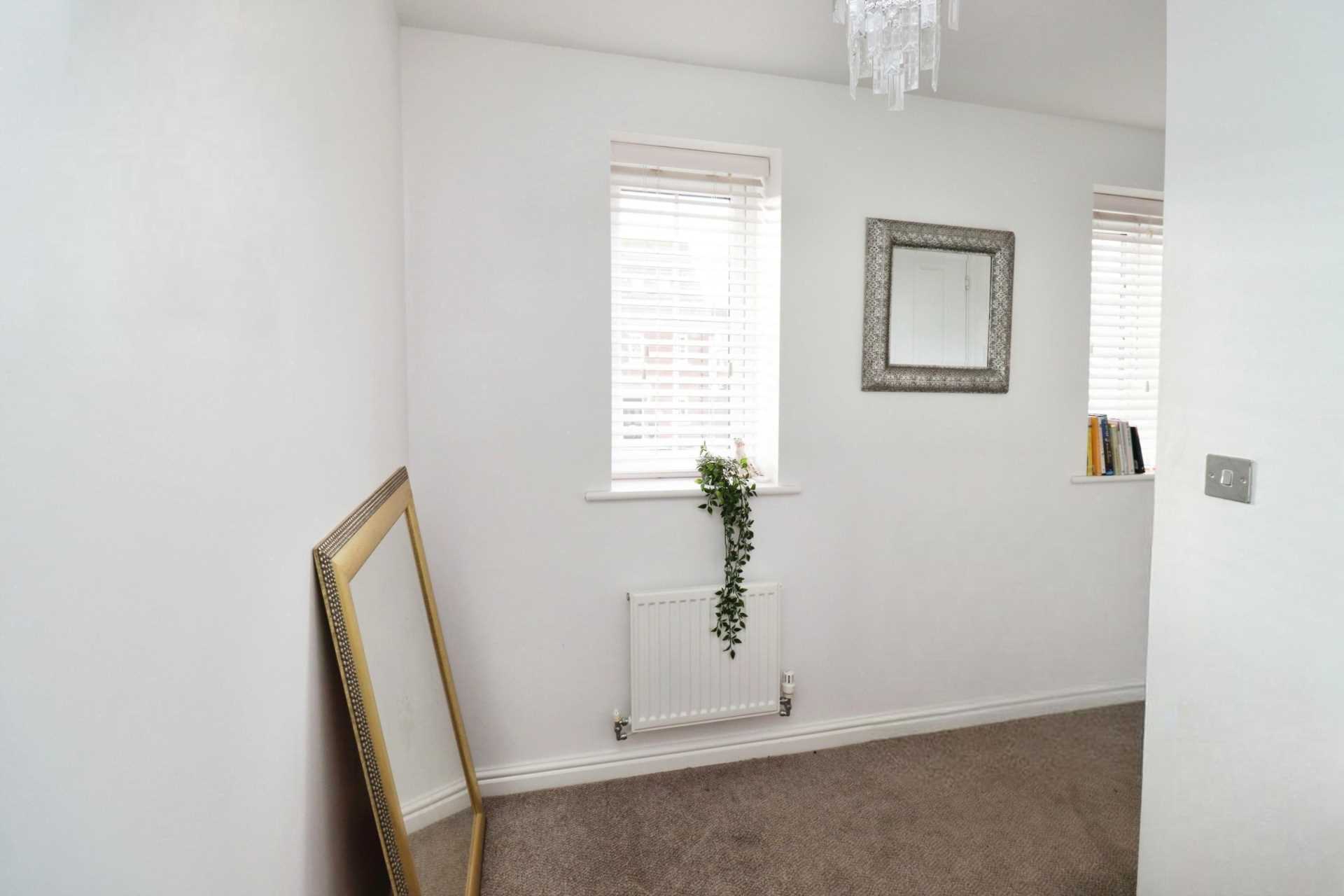 Marshall Close, Bromborough, Image 13