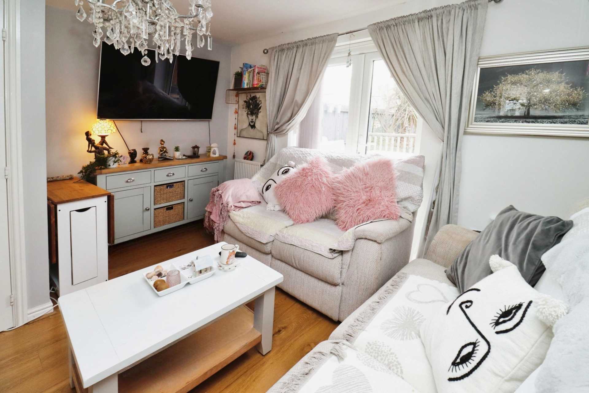 Marshall Close, Bromborough, Image 4