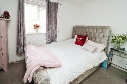 Marshall Close, Bromborough, Image 10