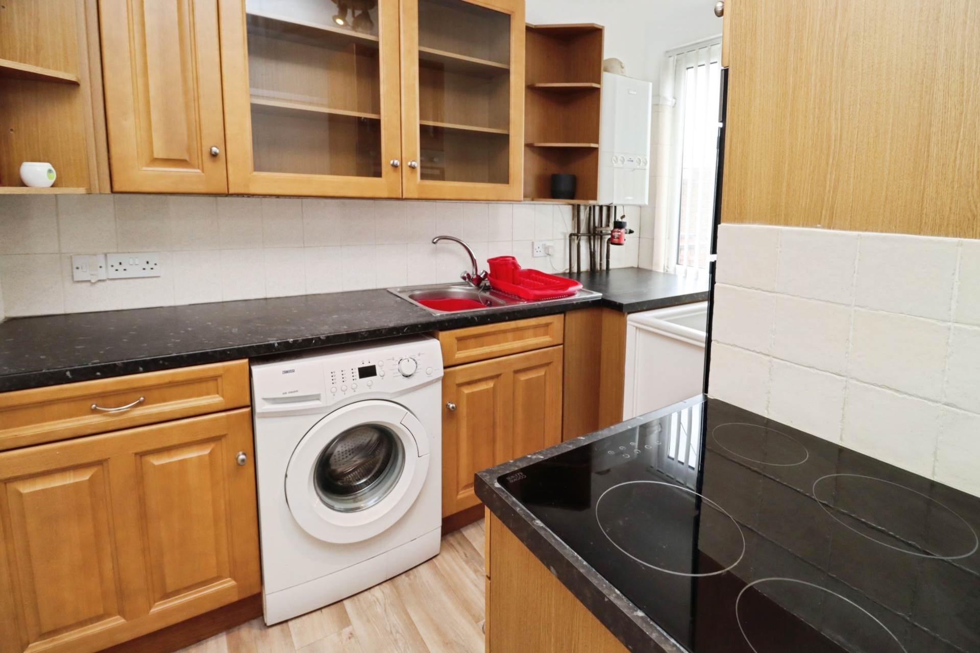 Allport Lane, Bromborough, Image 9