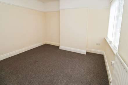 Allport Lane, Bromborough, Image 11