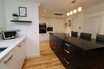 Plymyard Avenue, Eastham, Image 5