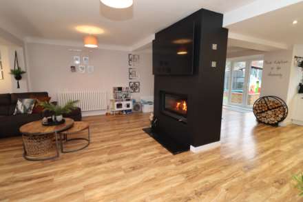 Plymyard Avenue, Eastham, Image 6