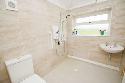 Malpas Drive, Bebington, Image 15