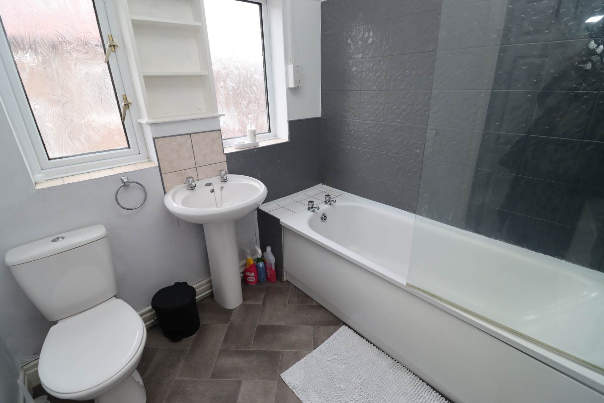 Heather Dene, Bromborough, Image 14