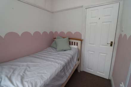 Heather Dene, Bromborough, Image 17