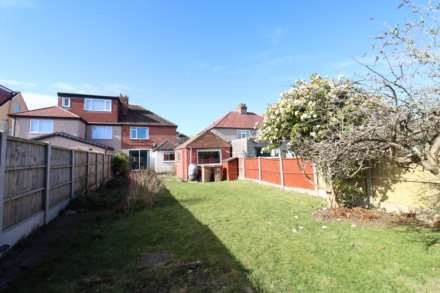 Heather Dene, Bromborough, Image 2