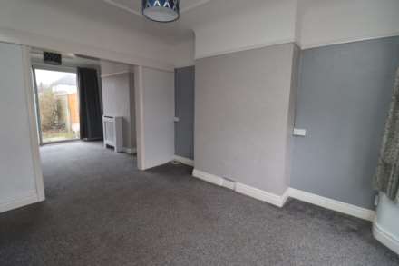 Heather Dene, Bromborough, Image 3