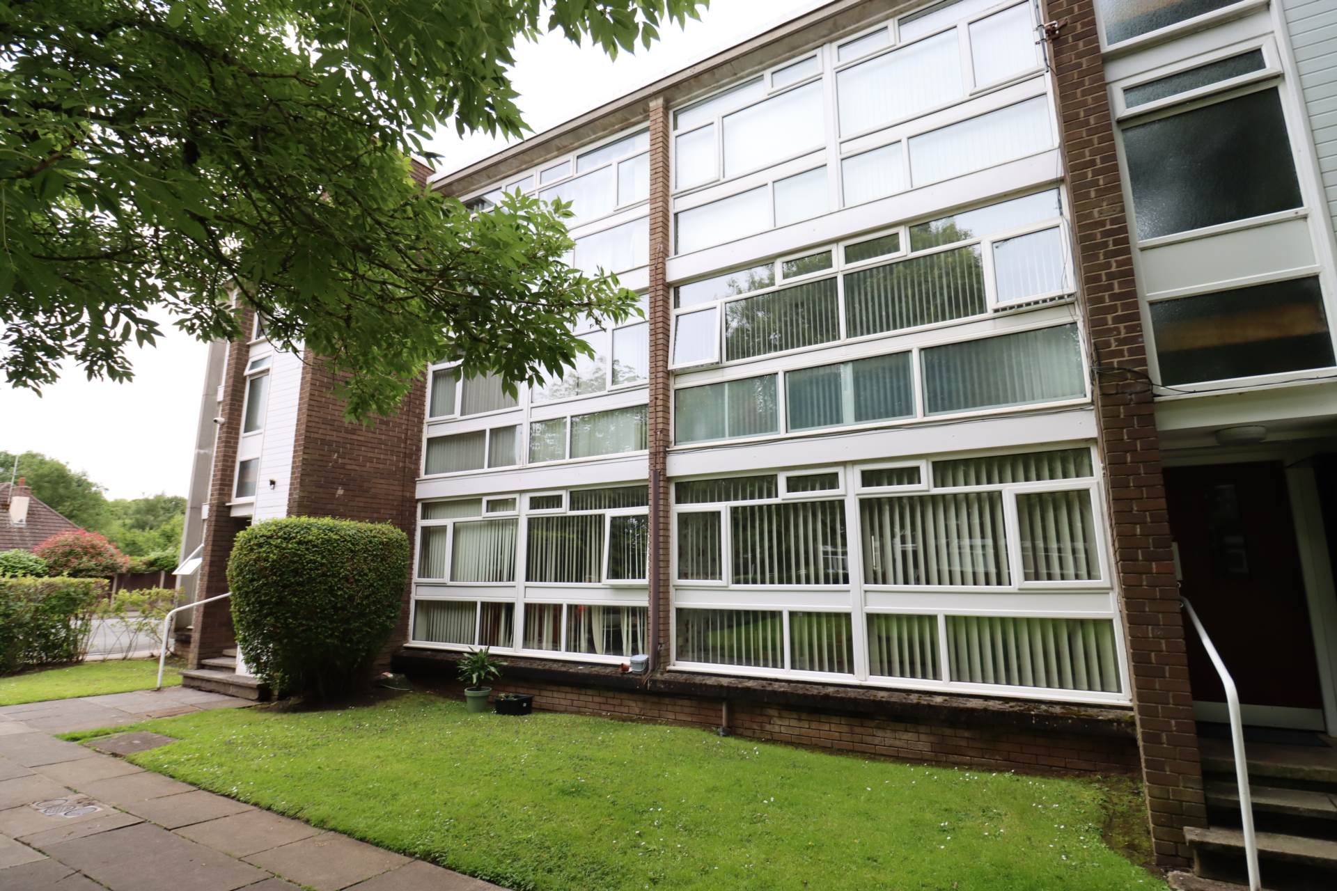 Hornby Court, Bromborough, Image 21