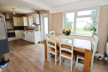 Acre Lane, Bromborough, Image 4