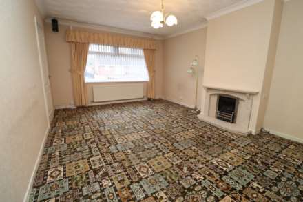 Selkirk Avenue, Eastham, Image 2