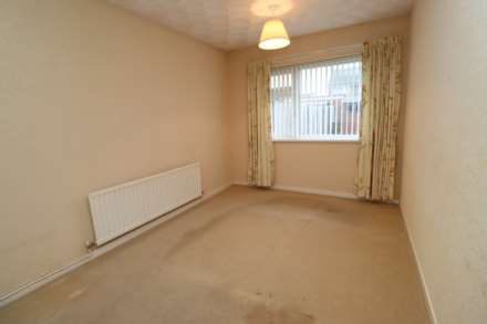 Selkirk Avenue, Eastham, Image 6