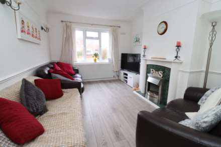 Woodcote Avenue, Whitby, Image 3