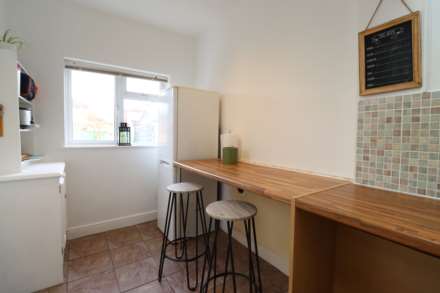 Woodcote Avenue, Whitby, Image 9