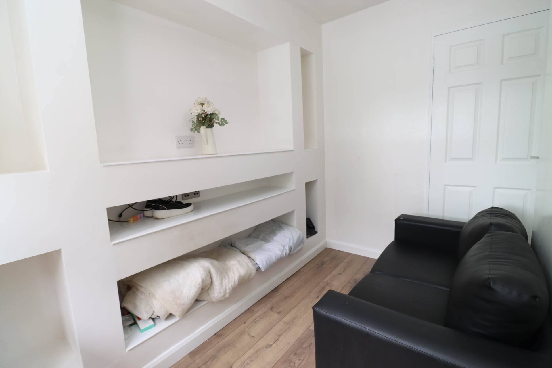Bettisfield Avenue, Bromborough, Image 11
