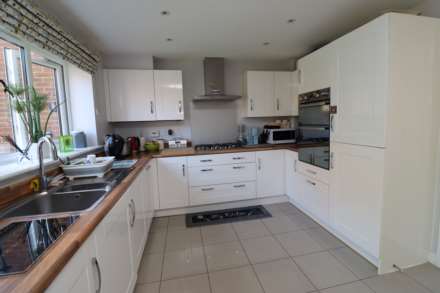 College Way, Eastham, Image 28