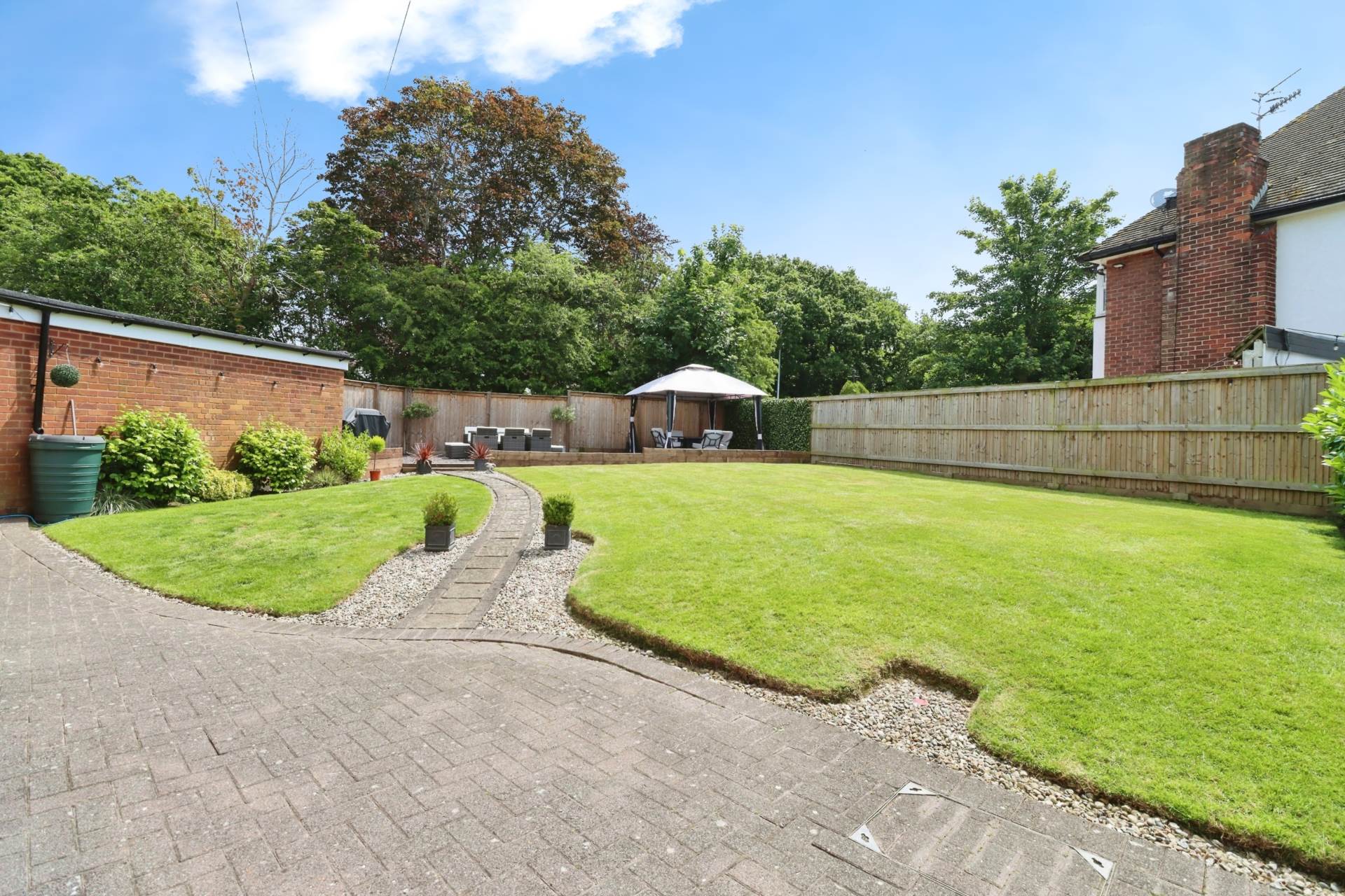 Inley Close, Spital, Image 2