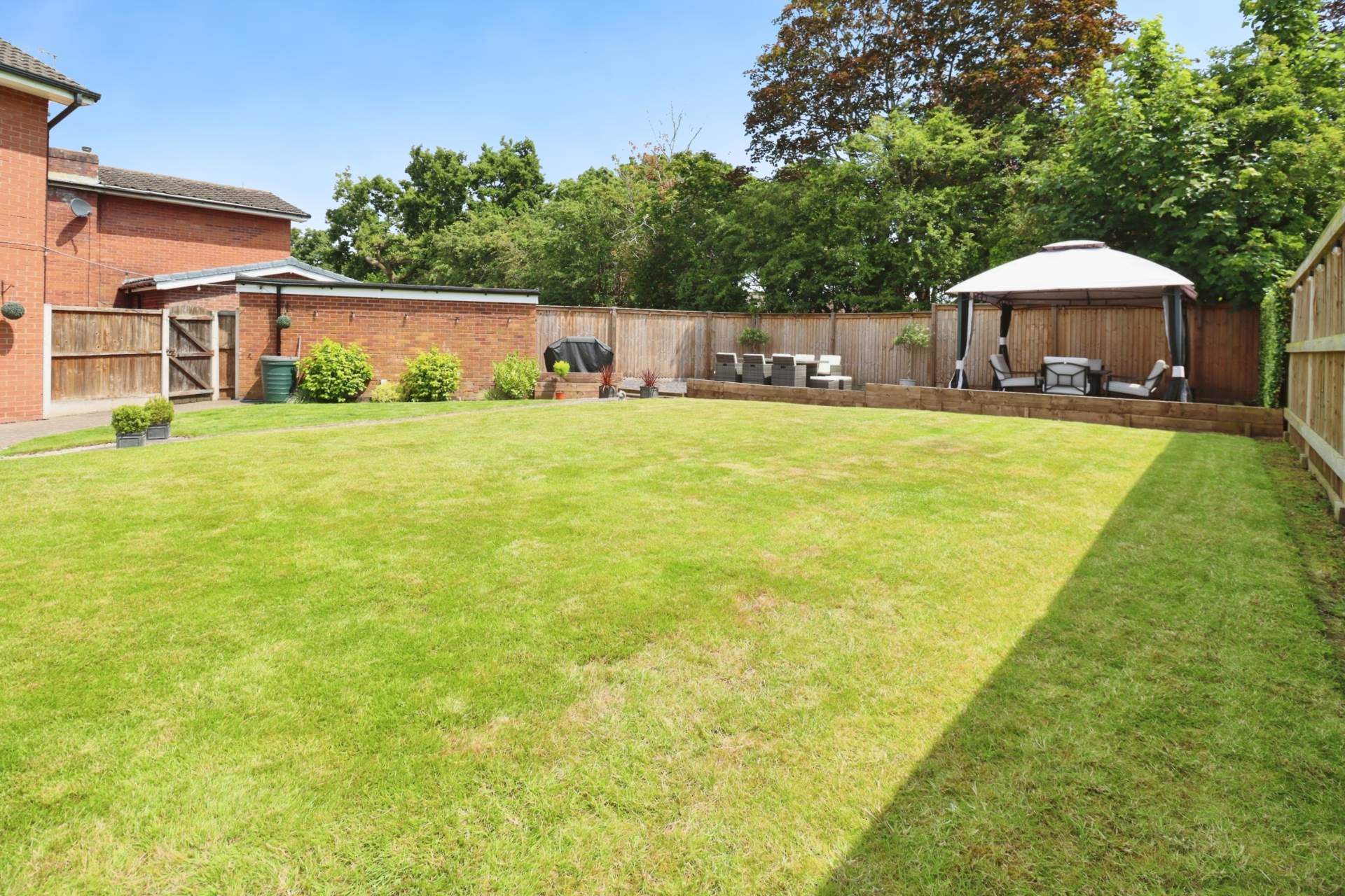 Inley Close, Spital, Image 29