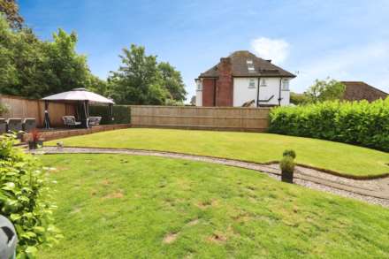 Inley Close, Spital, Image 27