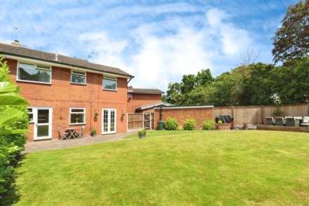 Inley Close, Spital, Image 31
