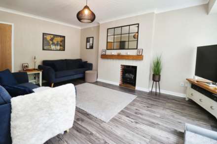 Inley Close, Spital, Image 6