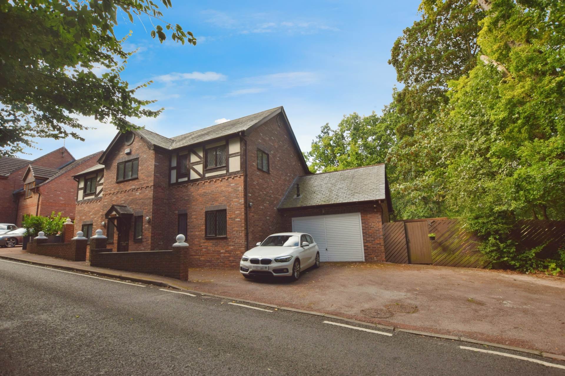 Dibbinsdale Road, Bromborough, Image 1