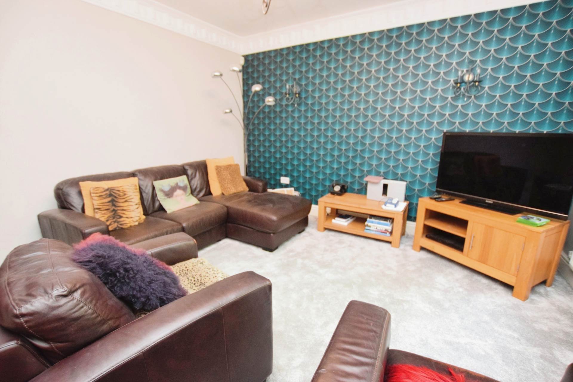 Dibbinsdale Road, Bromborough, Image 21