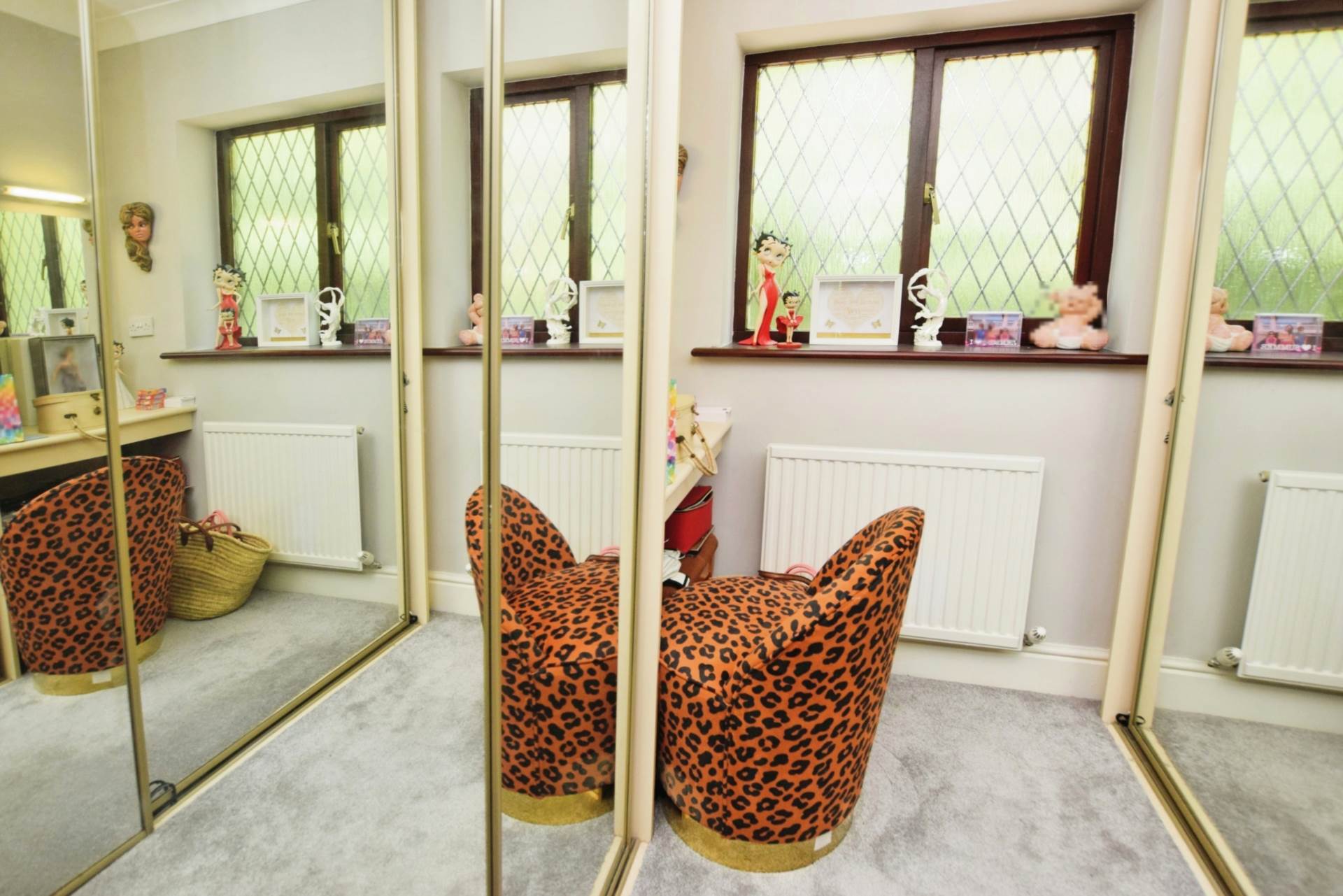Dibbinsdale Road, Bromborough, Image 24