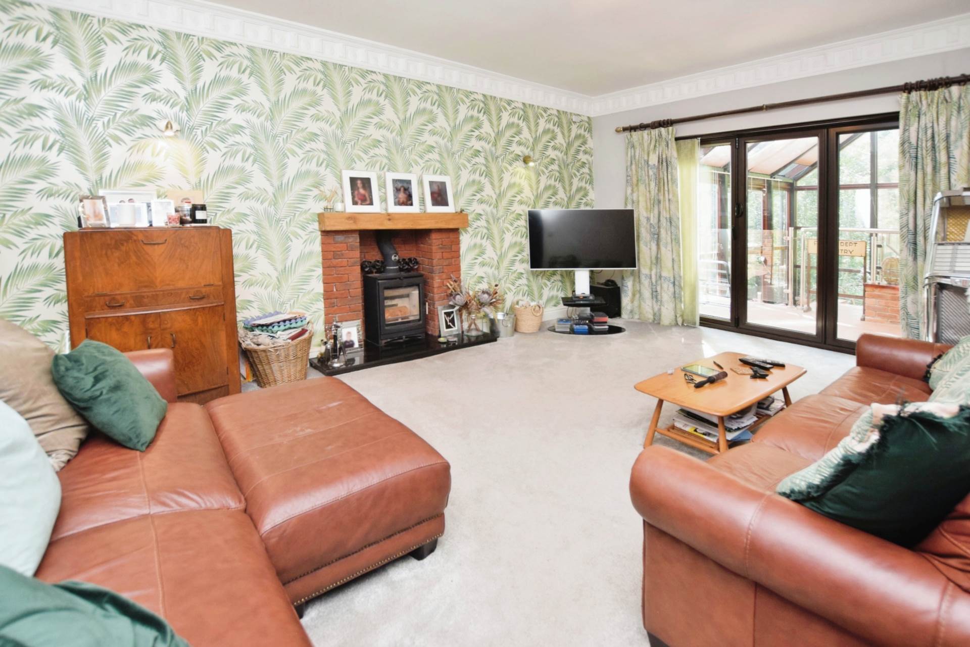 Dibbinsdale Road, Bromborough, Image 5
