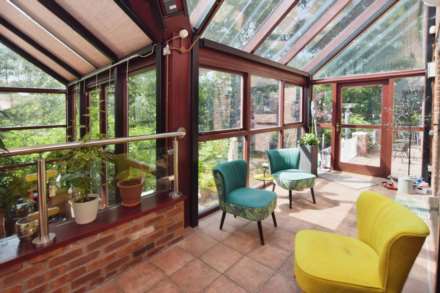 Dibbinsdale Road, Bromborough, Image 10