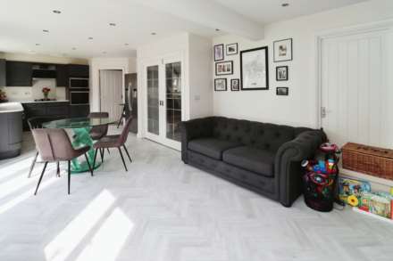 Magazine Road, Bromborough, Image 5