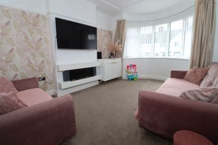 Gardens Road, Bebington, Image 2