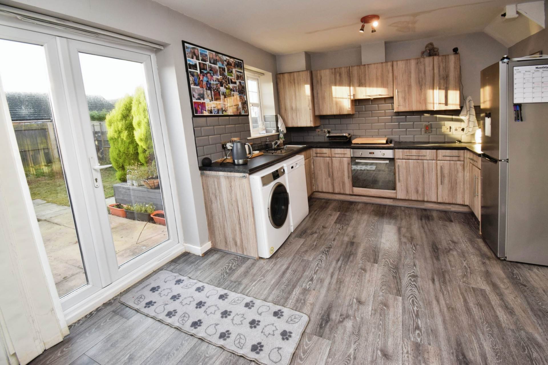 Hutchinson Close, Beechwood, Image 11