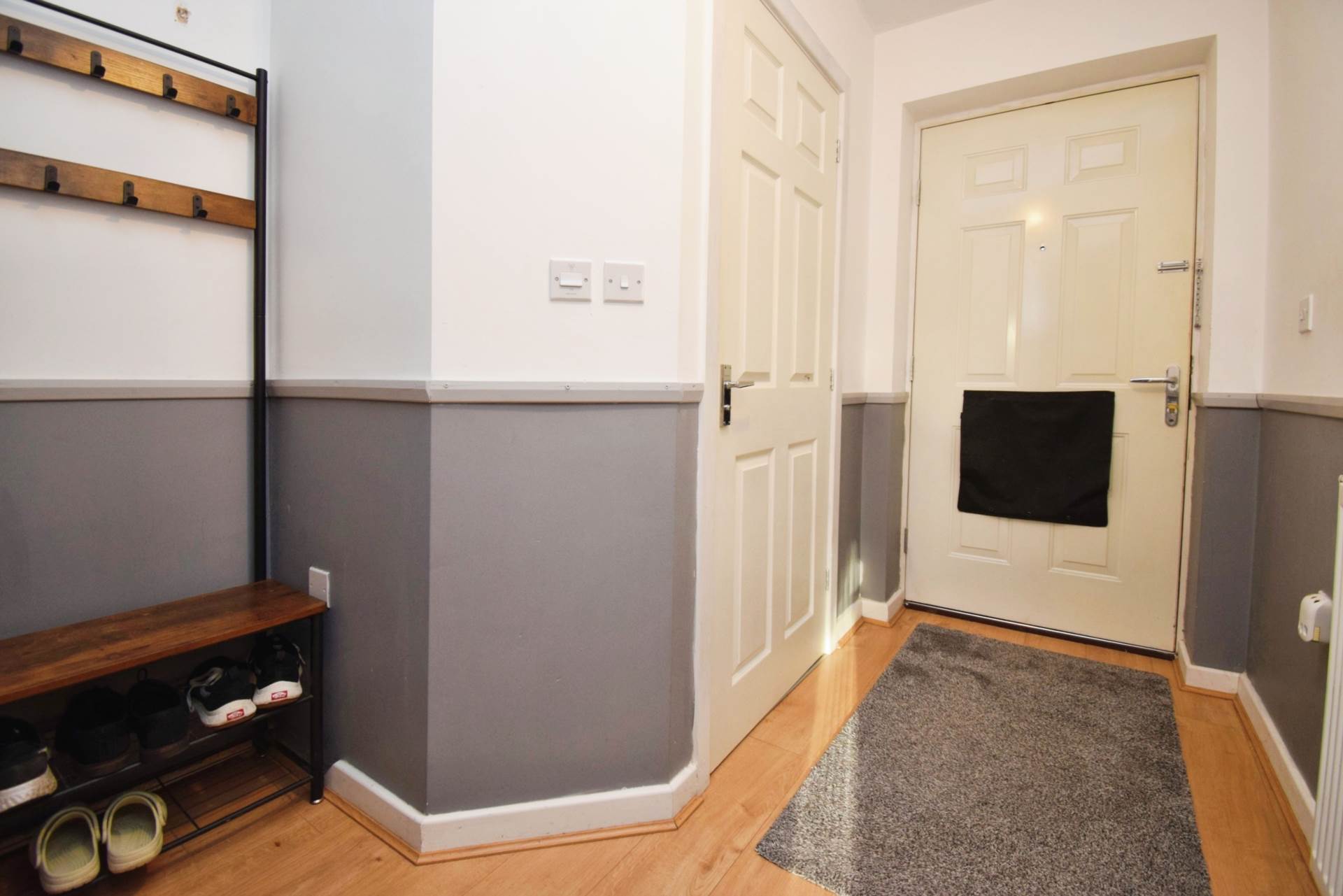 Hutchinson Close, Beechwood, Image 5