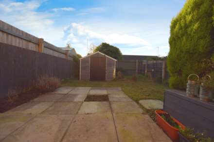 Hutchinson Close, Beechwood, Image 22