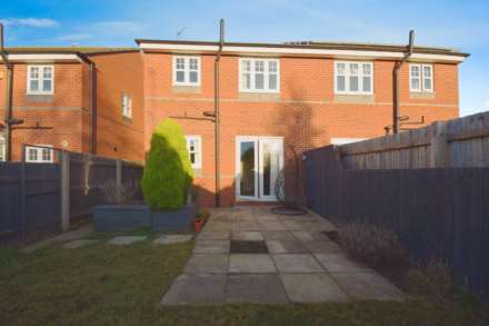 Hutchinson Close, Beechwood, Image 4