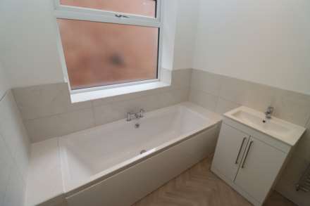 Bridle Road, Bromborough, Image 21