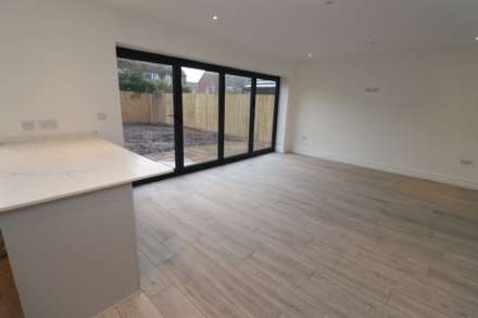 Bridle Road, Bromborough, Image 3