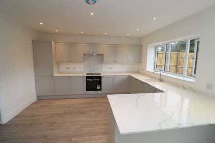 Bridle Road, Bromborough, Image 4