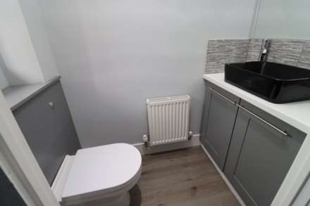 Hesketh Way, Bromborough, Image 10