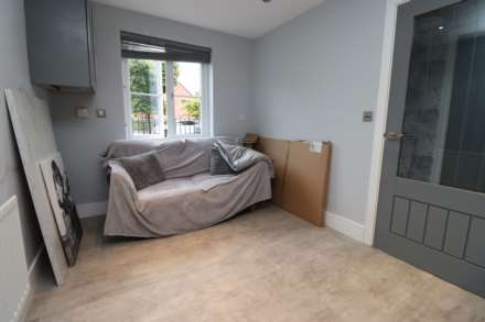 Hesketh Way, Bromborough, Image 12