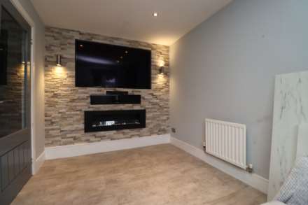 Hesketh Way, Bromborough, Image 4